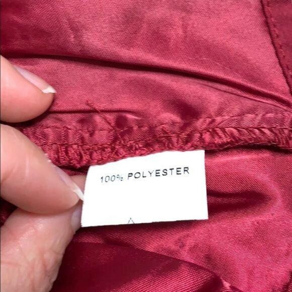 Two sisters the label burgundy dress - Picture 6 of 6